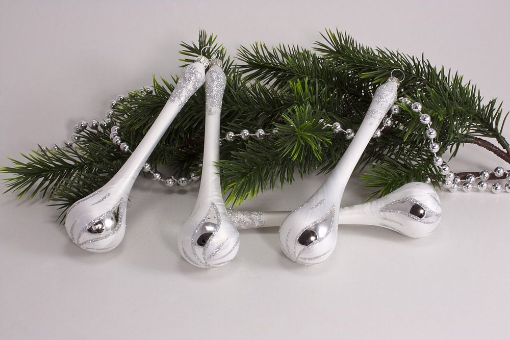 Eis Weiss Silber Onlineshop Fur Christbaumschmuck Und Weihnachtskugeln Aus Glas