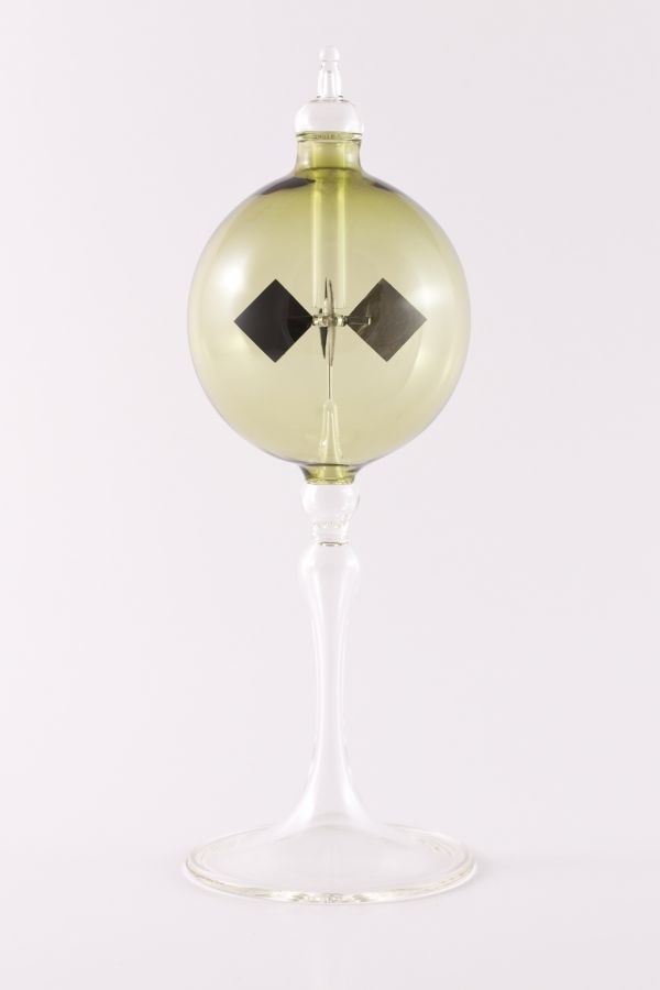 grüne Lichtmühle Radiometer stehend 8cm transparent