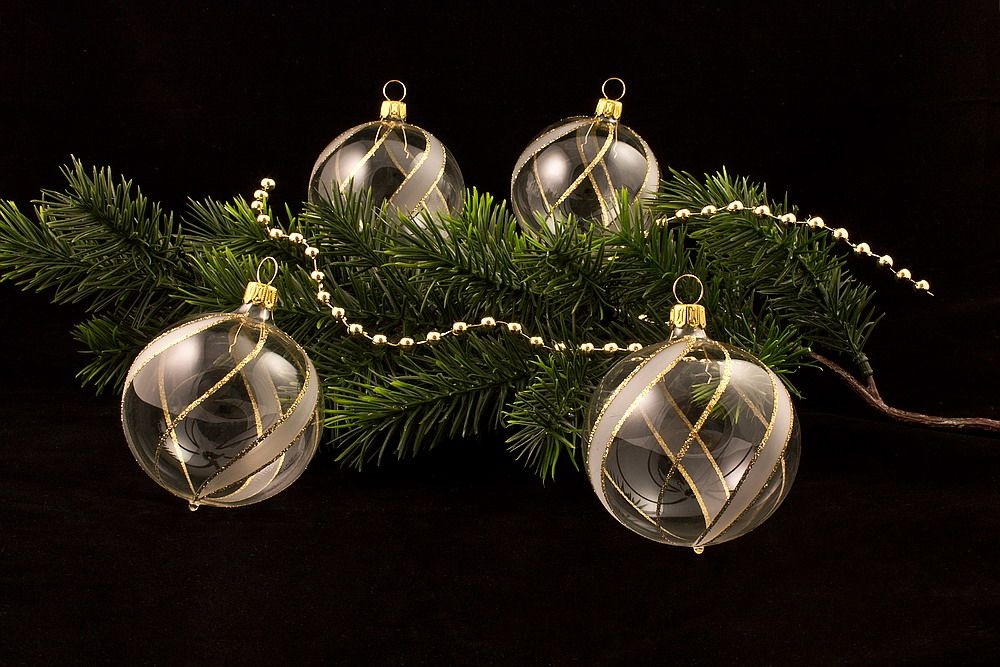 4 Weihnachtsbaumkugeln 6cm transparent gold gst