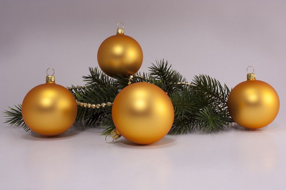4 große Weihnachtskugeln 10cm Gold matt uni für