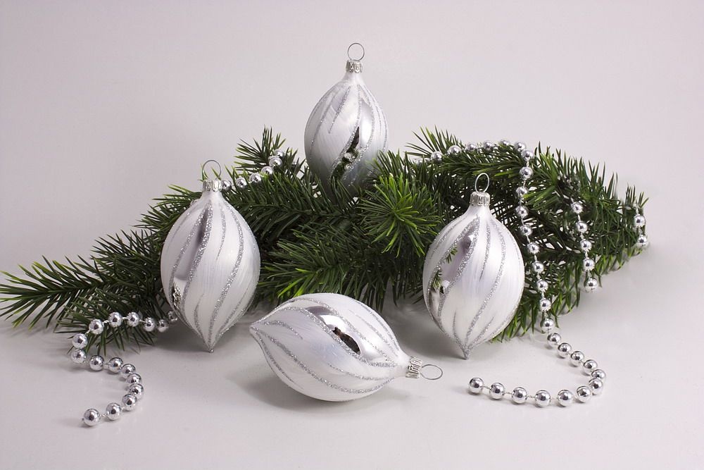 Eis Weiss Silber Onlineshop Fur Christbaumschmuck Und Weihnachtskugeln Aus Glas