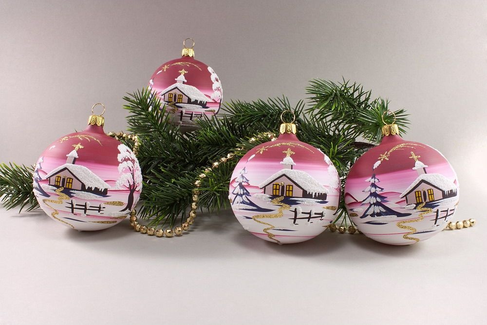 4 Weihnachtsbaumkugeln 6cm mit Landschaft rot