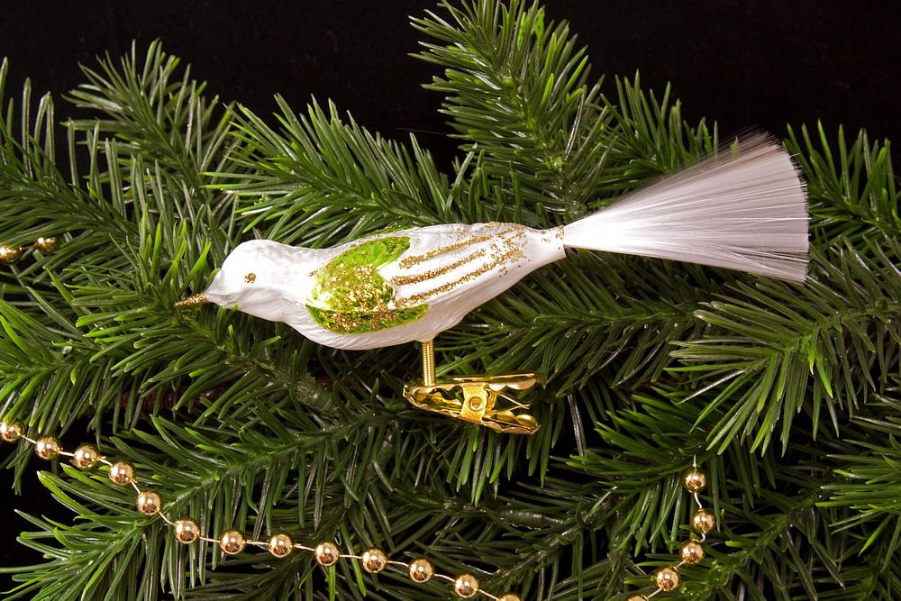 1 Vogel Eisweiß mit grün mit Goldglitter