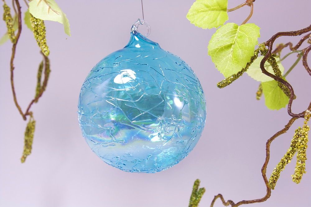 Glaskugel 8cm in Seifenblasenoptik türkis