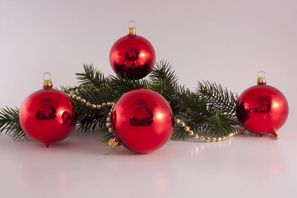 4 große rote Weihnachtskugeln aus Glas 10cm Rot Glanz uni