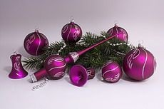 Christbaumkugeln magenta matt kleine Feder