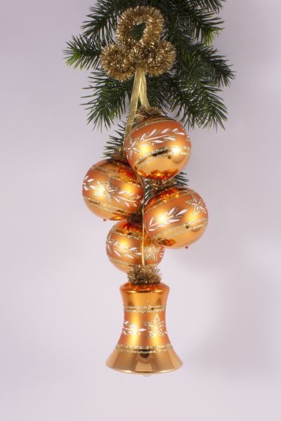 Gehänge aus Kugeln mit Glocke orange mit mattem Band