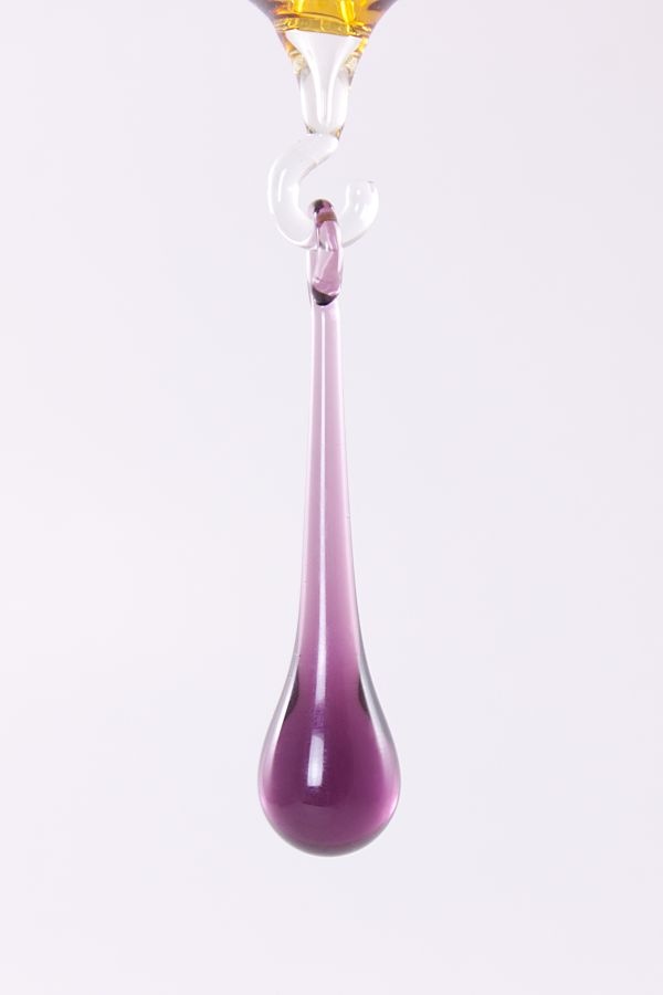 Glastropfen ca. 7cm x 1,5cm in violett