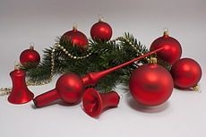 rote Weihnachtsbaumkugeln matt uni